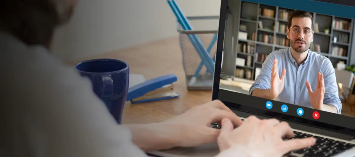Videokonferenz Business-Präsentation am Laptop